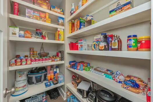 2405 Dakota Way, Crestview, FL 32536 - view of storage area