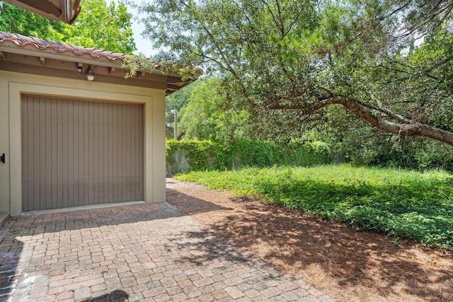 176 Rue Martine, Miramar Beach, FL 32550 - garage featuring a shed