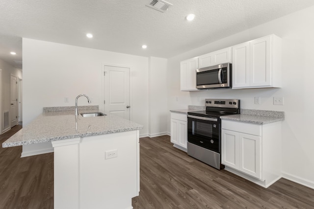 390 E Iris Ln, Defuniak Springs, FL 32433