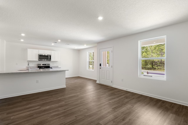 390 E Iris Ln, Defuniak Springs, FL 32433