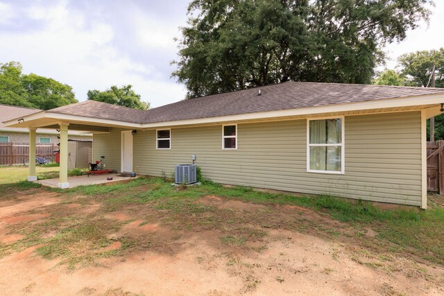 5425 Bluebird St, Milton, FL 32583 - photo 8