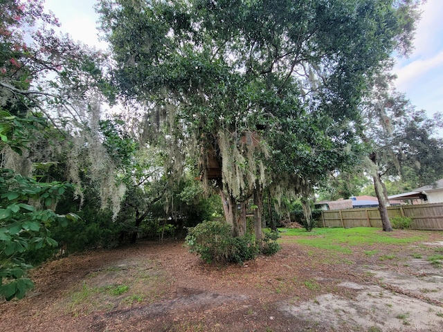 6868 E Bay Blvd, Navarre, FL 32566 - view of yard