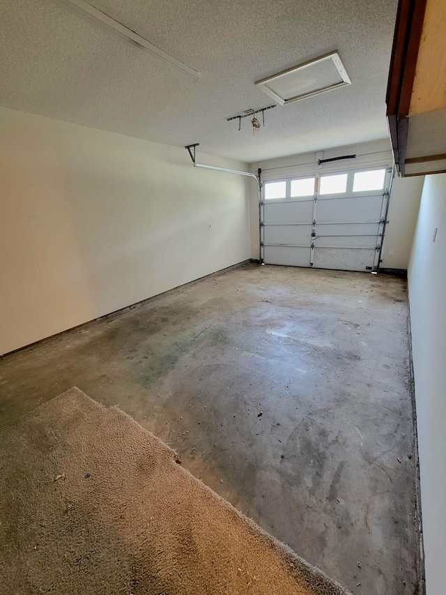 6868 E Bay Blvd, Navarre, FL 32566 - view of garage