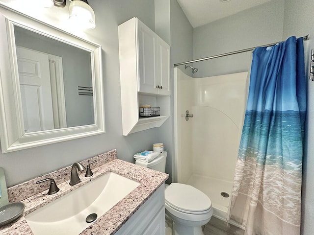 83 Sunfish St, Destin, FL 32541 - full bathroom featuring curtained shower and vanity