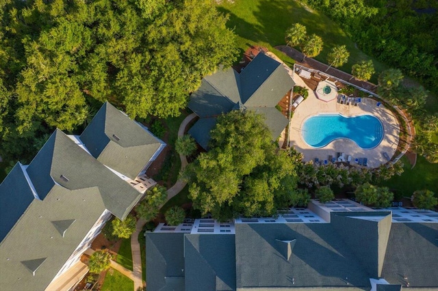 4276 Calinda Ln Apt 138, Niceville, FL 32578 - aerial view of a pool area