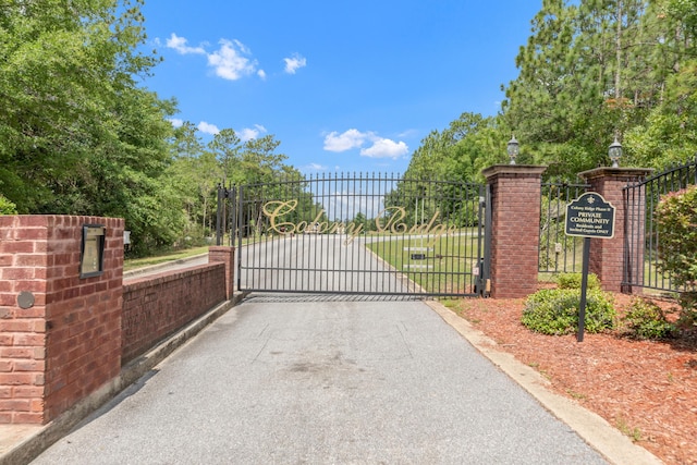 5552 Frontier Dr, Crestview, FL 32536 - view of gate