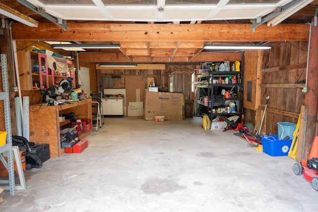 3180 Palmetta Ave, Crestview, FL 32539 - view of garage