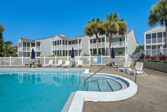 4984 W County Highway 30a Unit 5B, Santa Rosa Beach, FL 32459 - community pool with a patio area