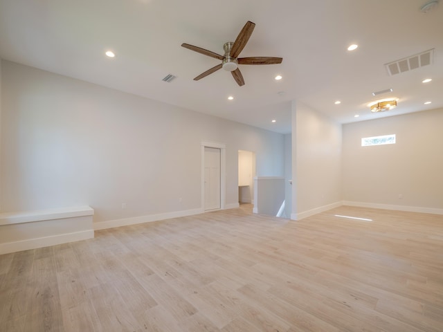 116 E Georgie Pt, Washington, FL 32459 - spare room featuring a ceiling fan, light wood-type flooring, recessed lighting, and a smoke detector