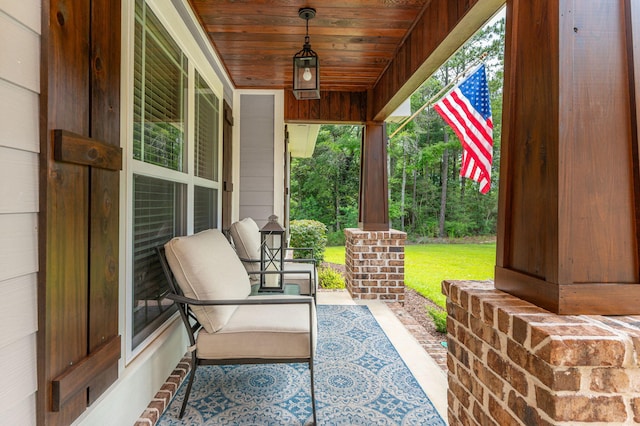 2580 Taylor Rd, Crestview, FL 32536 - view of covered porch