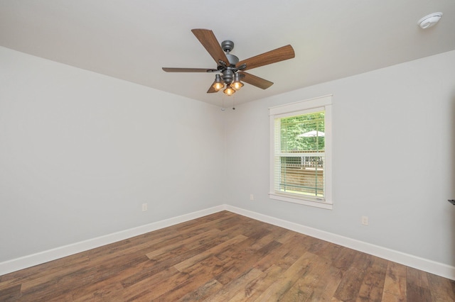 2580 Taylor Rd, Crestview, FL 32536 - unfurnished room with a smoke detector, wood finished floors, and ceiling fan