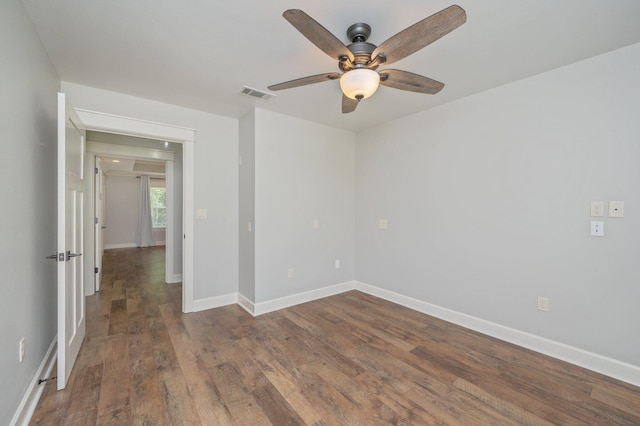 2580 Taylor Rd, Crestview, FL 32536 - unfurnished room featuring ceiling fan and wood finished floors