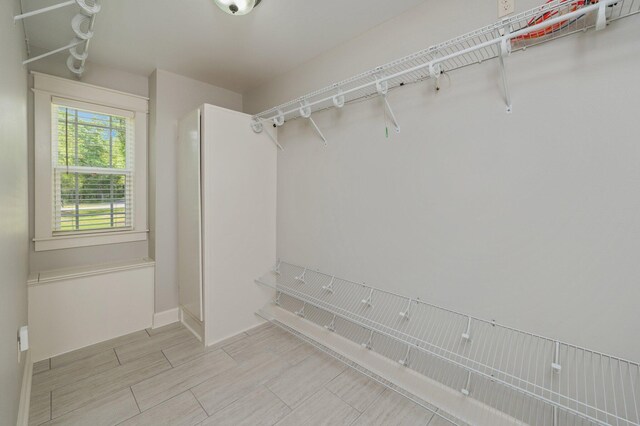 2580 Taylor Rd, Crestview, FL 32536 - view of spacious closet