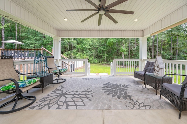 2580 Taylor Rd, Crestview, FL 32536 - view of patio / terrace featuring a ceiling fan