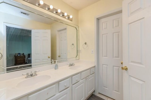 527 Tom Sawyer Ln, Crestview, FL 32536 - full bath with double vanity