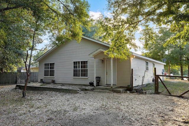 321 Timber Wind Dr, Defuniak Springs, FL 32433 - back of house