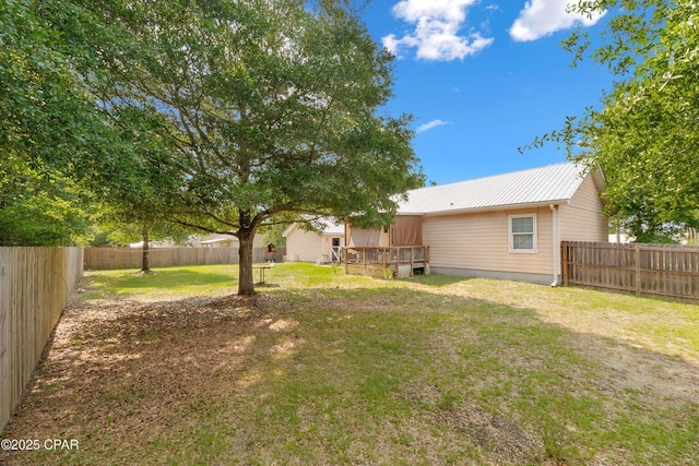 1069 Caswell Rd, Defuniak Springs, FL 32433 - fenced backyard with a wooden deck