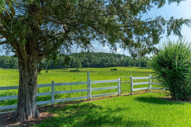 942 Varnum Rd, Laurel Hill, FL 32567 - gate featuring a view of countryside