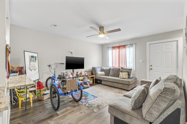 710 Legion Dr Unit O4, Destin, FL 32541 - photo 3