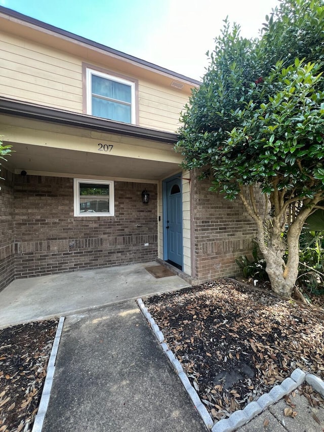207 Sharon Ct, Mary Esther, FL 32569 - photo 2