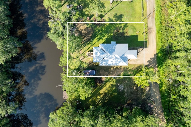 158 Johns Ln, Freeport, FL 32439 - aerial view of property and surrounding area featuring property parcel outlined and a large body of water