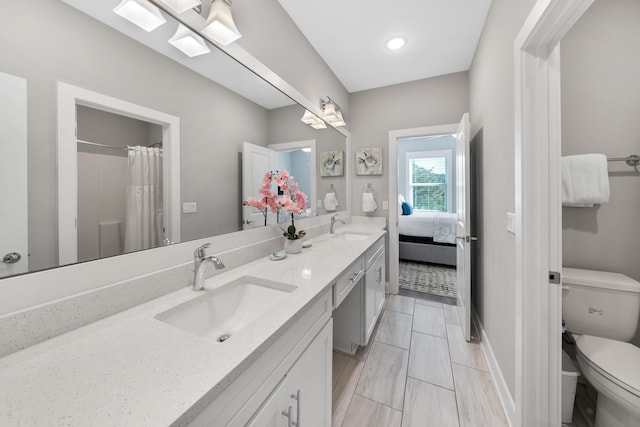 173 W Willow Mist Rd, Inlet Beach, FL 32461 - full bathroom with double vanity, ensuite bathroom, and a shower with shower curtain