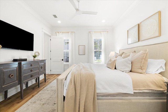 133 E Firethorn Cir, Inlet Beach, FL 32461 - bedroom featuring wood finished floors, a ceiling fan, recessed lighting, and crown molding