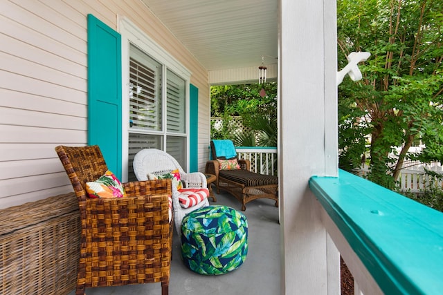 4460 Ocean View Dr, Destin, FL 32541 - view of covered porch