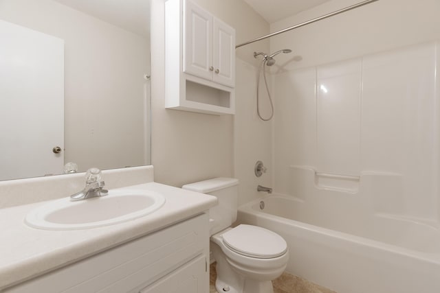 126 Claire Dr, Crestview, FL 32536 - full bath featuring vanity and washtub / shower combination