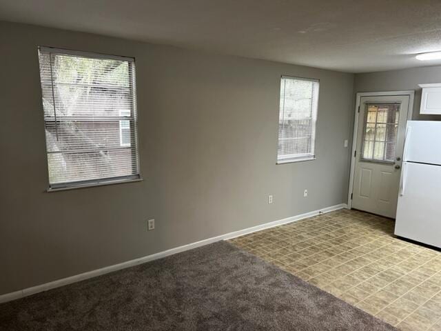 947 Don Dr, Fort Walton Beach, FL 32547 - unfurnished room featuring baseboards