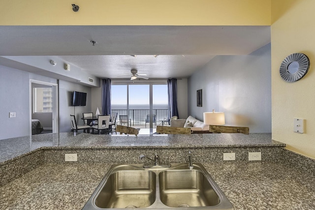 9900 Thomas Dr Unit 1211, Panama City Beach, FL 32408 - photo 8