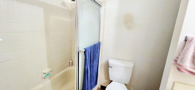 904 Tokalon Ct, Fort Walton Beach, FL 32547 - full bathroom featuring toilet and bathtub / shower combination