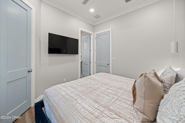 19989 Front Beach Rd, Panama City Beach, FL 32413 - bedroom with ornamental molding, wood finished floors, recessed lighting, and ceiling fan