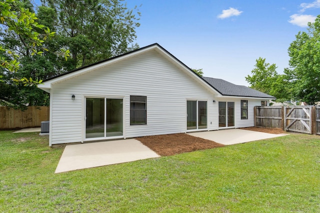 1816 Madelons Path, Fort Walton Beach, FL 32547 - back of property featuring a patio