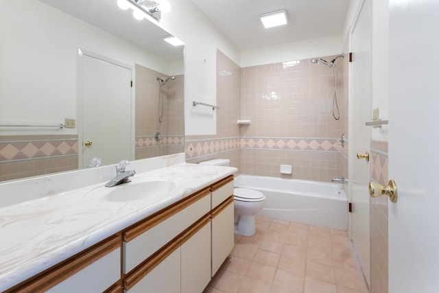 702 Beachcomber Dr, Lynn Haven, FL 32444 - full bath featuring vanity, shower / tub combination, and tile patterned floors