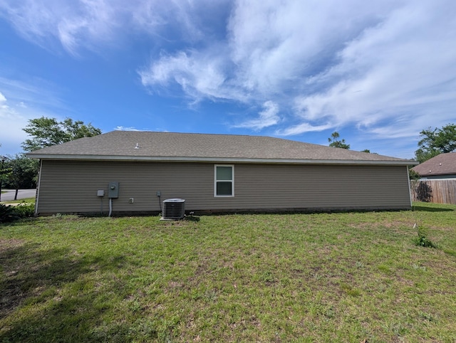 656 Hunters Ridge Rd, Defuniak Springs, FL 32433 - back of house
