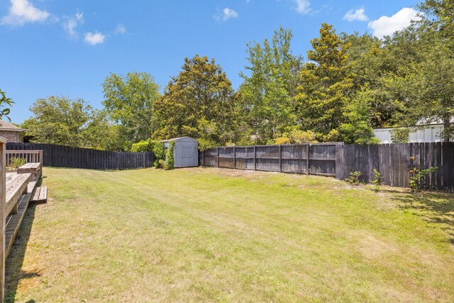 134 Mussett Bayou Ct, Santa Rosa Beach, FL 32459 - fenced backyard with a storage unit