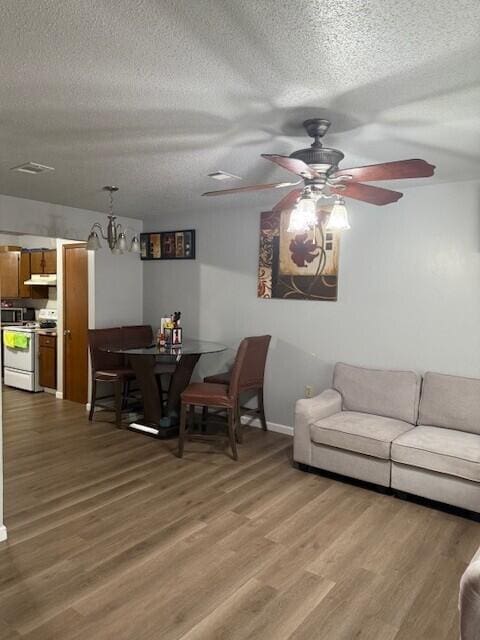 941 Ashley Ln Unit D, Fort Walton Beach, FL 32547 - photo 5