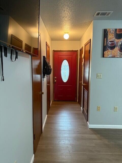 941 Ashley Ln Unit D, Fort Walton Beach, FL 32547 - photo 3