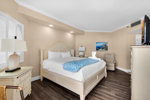 1096 Scenic Gulf Dr Unit 311, Miramar Beach, FL 32550 - bedroom featuring crown molding, dark wood-type flooring, and recessed lighting