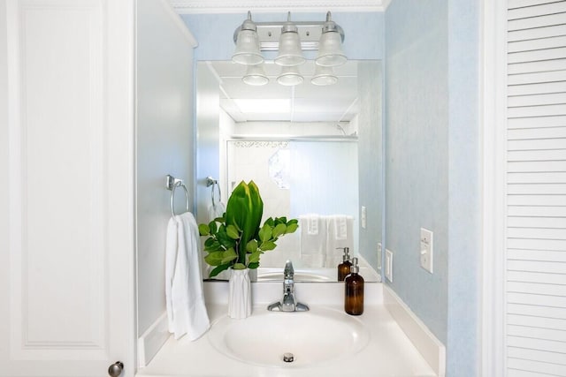 92 Tarpon St, Destin, FL 32541 - bathroom with a sink