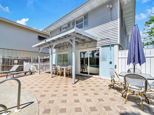 92 Tarpon St, Destin, FL 32541 - view of patio with outdoor dining space