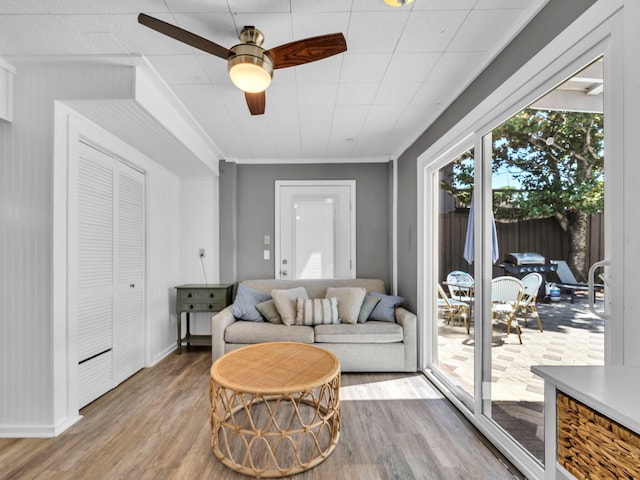 92 Tarpon St, Destin, FL 32541 - living room with wood finished floors and ceiling fan