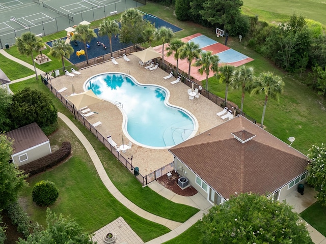 180 Gulf Pines Ct, Freeport, FL 32439 - bird's eye view of a pool area