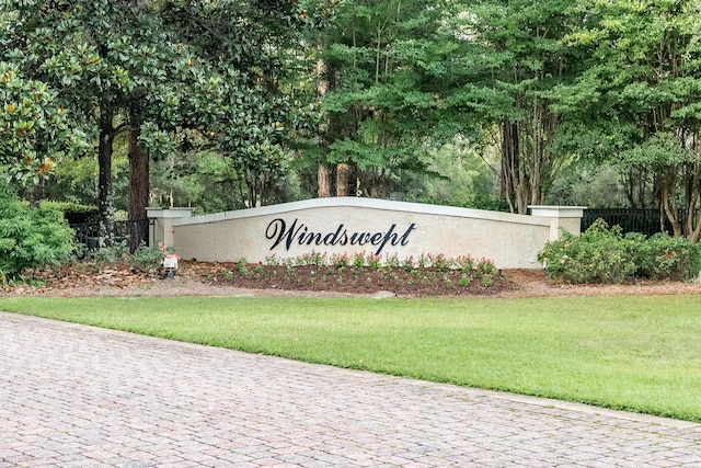 180 Gulf Pines Ct, Freeport, FL 32439 - community sign with a yard