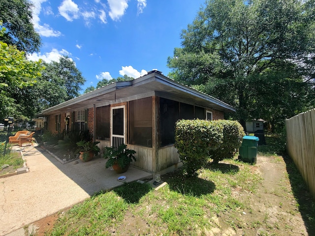 114 Aero Dr, Defuniak Springs, FL 32433 - photo 4