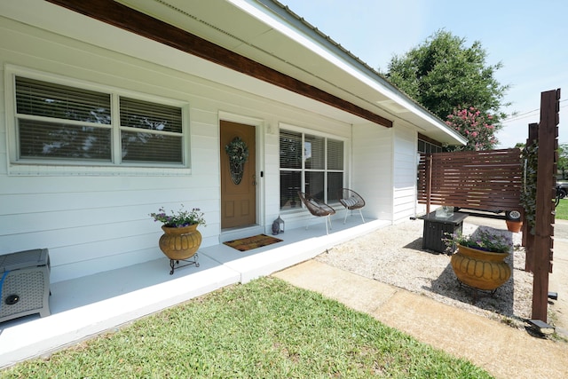 52 NE Iowa Dr, Fort Walton Beach, FL 32548 - property entrance with covered porch