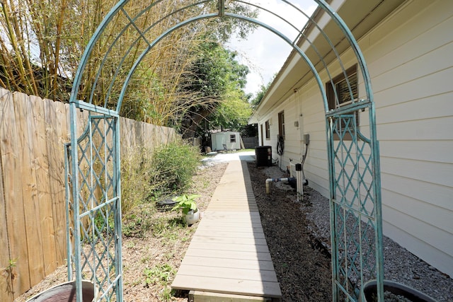 52 NE Iowa Dr, Fort Walton Beach, FL 32548 - view of yard featuring a shed
