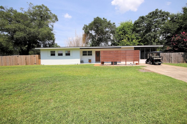 52 NE Iowa Dr, Fort Walton Beach, FL 32548 - single story home with driveway