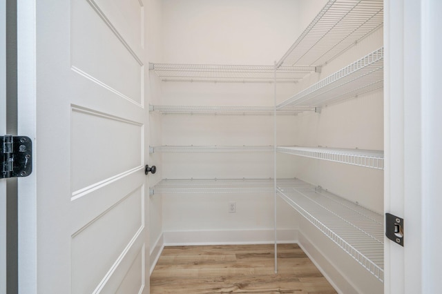 2940 Mccarty Ave, Crestview, FL 32539 - view of pantry